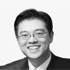 The portrait photo of Cho Young Suh, KB Financial Group