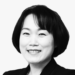 The portrait photo of Park Sun Hyun, KB Financial Group